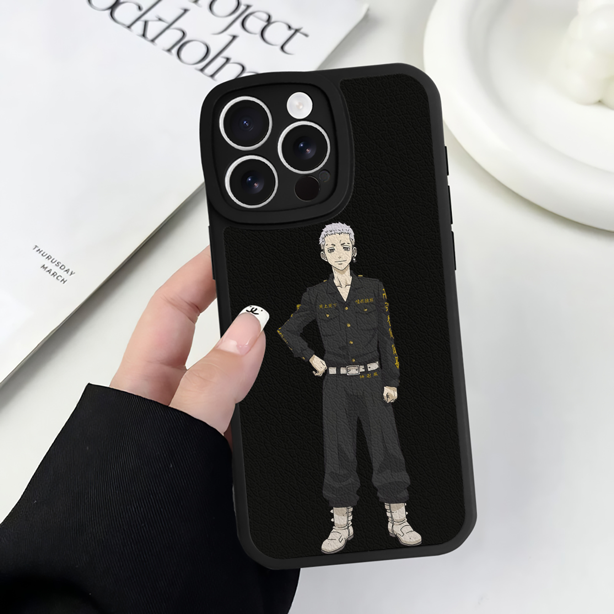 （画像用） 東京リベンジャーズ Tokyo Revengers 【iPhone 16シリーズ対応】シリコンスマホケース（レザー調） 材質：シリコン